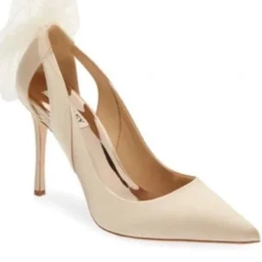Badgley Mischka - Kinsley Stilettos - Women’s 8.5 formal heels with Bows
